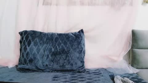 Mie online show from October 27, 2025, 12:58 am