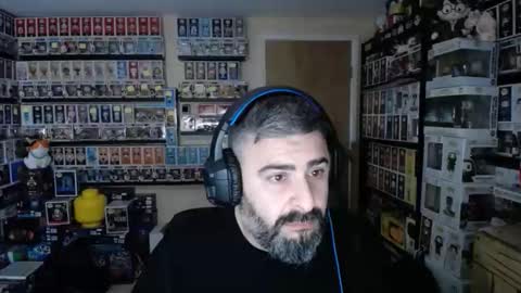 Snapshot of mightbestoned chatting on November 10, 2025, 4:11 am MightBeStoned online show from November 10, 2025, 4:11 am