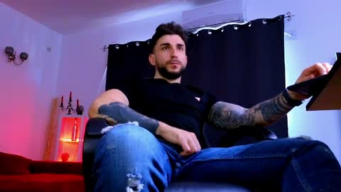 MightyAaron online show from April 1, 2026, 1:41 pm