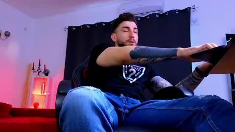 MightyAaron online show from April 15, 2026, 3:57 am