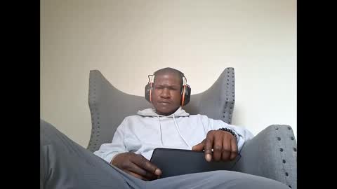 Snapshot of mightymandingo chatting on March 2, 2026, 2:46 pm Mightymandingo online show from March 2, 2026, 2:46 pm