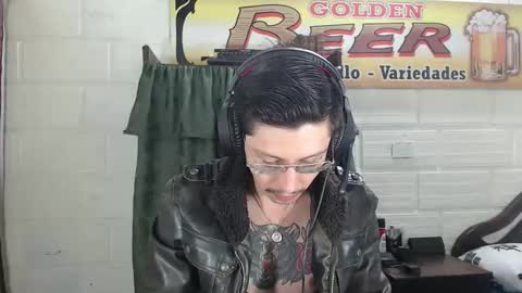 Miguel  Independent Model  online show from April 26, 2026, 12:14 pm