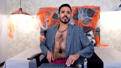 miguelsanfrancisco online show from October 29, 2025, 3:14 pm