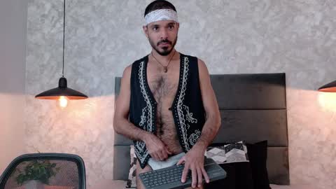 miguelsanfrancisco online show from April 4, 2026, 6:05 pm