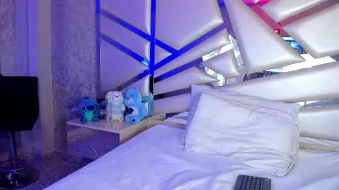 MIA 3 online show from November 1, 2025, 4:25 am