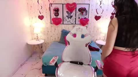 Snapshot of miia_bela chatting on February 15, 2025, 6:12 am Miia online show from February 15, 2025, 6:12 am