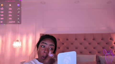 Snapshot of miia_schwarz chatting on January 14, 2025, 10:02 pm Miia Schwarz online show from January 14, 2025, 10:02 pm