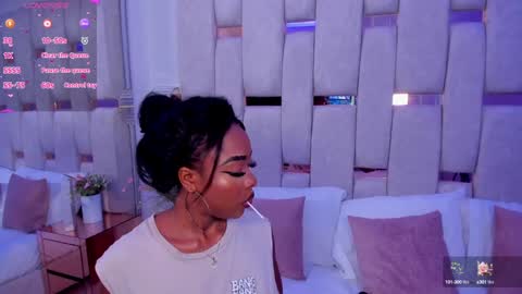 Snapshot of miia_schwarz chatting on January 25, 2025, 8:42 pm Miia Schwarz online show from January 25, 2025, 8:42 pm