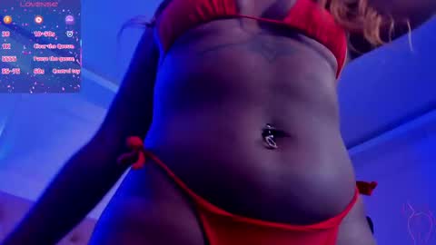 Snapshot of miia_schwarz chatting on September 21, 2025, 10:44 pm Miia Schwarz online show from September 21, 2025, 10:44 pm