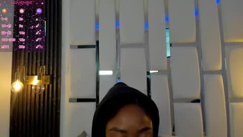 Snapshot of miia_schwarz chatting on October 6, 2025, 1:19 pm Miia Schwarz online show from October 6, 2025, 1:19 pm