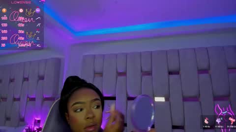 Miia Schwarz  online show from March 19, 2026, 11:47 am