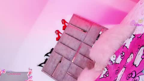   online show from February 15, 2026, 9:41 am