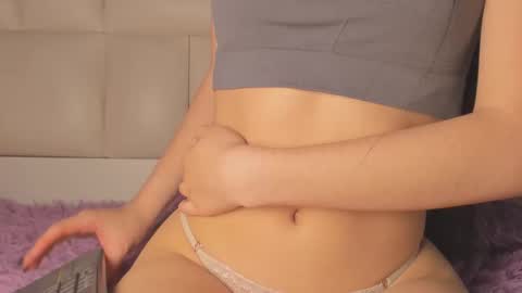 Mia online show from February 6, 2026, 1:14 pm