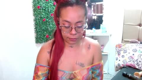 Snapshot of miia_spencer_ chatting on December 31, 2024, 1:26 am miia online show from December 31, 2024, 1:26 am