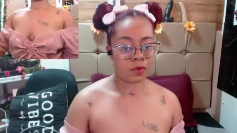 Snapshot of miia_spencer_ chatting on September 24, 2025, 6:44 pm miia online show from September 24, 2025, 6:44 pm