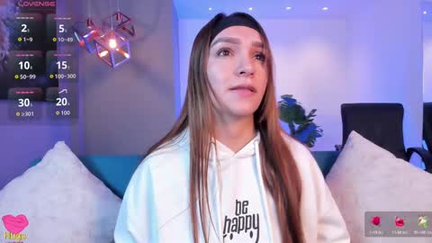 Miia 3 online show from November 14, 2025, 12:04 pm