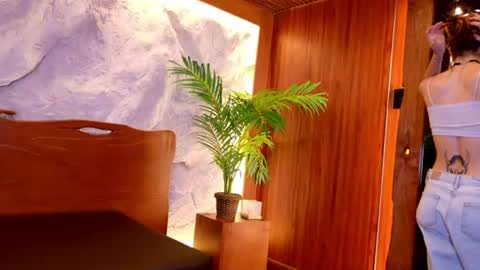 Snapshot of miiaa_cooper chatting on June 29, 2026, 4:07 pm CALL ME MIA online show from June 29, 2026, 4:07 pm