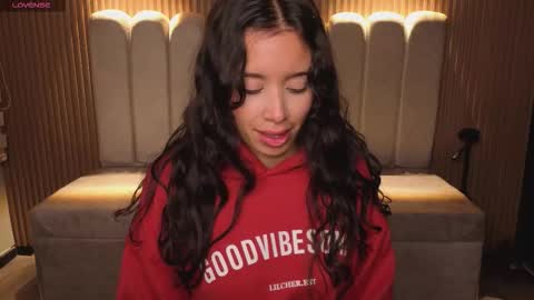 Snapshot of miiaa_evans1 chatting on January 14, 2026, 1:50 pm miiaa_evans1 online show from January 14, 2026, 1:50 pm