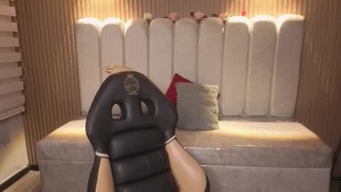 Snapshot of miiaa_evans1 chatting on February 24, 2026, 8:29 pm miiaa_evans1 online show from February 24, 2026, 8:29 pm