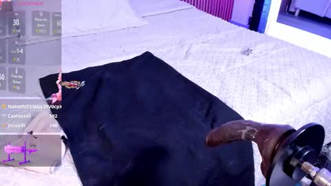 Snapshot of miiaamonroee chatting on December 5, 2025, 6:22 am Mia Monroe online show from December 5, 2025, 6:22 am