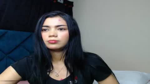 Snapshot of miilaa_cooper chatting on November 9, 2025, 3:27 am miilaa_cooper online show from November 9, 2025, 3:27 am
