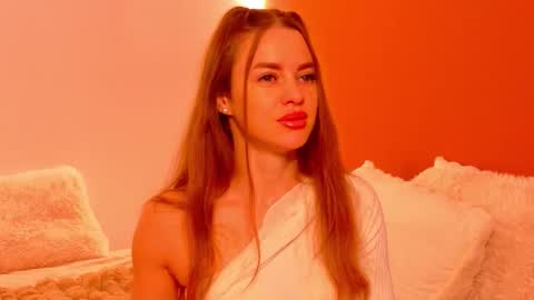 Snapshot of miirra_ chatting on December 2, 2025, 5:46 am Amira online show from December 2, 2025, 5:46 am