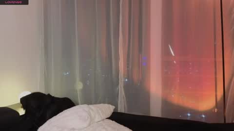   online show from April 16, 2026, 12:44 am