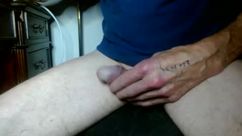 Snapshot of miister_macky chatting on October 24, 2025, 8:16 pm miister macky online show from October 24, 2025, 8:16 pm