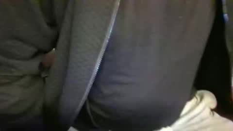 mik online show from November 3, 2025, 11:55 am