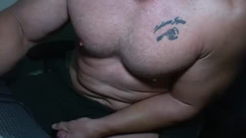 Snapshot of mik_meadows chatting on May 9, 2026, 8:52 am mik_meadows online show from May 9, 2026, 8:52 am