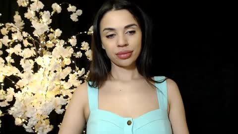 Mika online show from December 7, 2024, 9:39 am