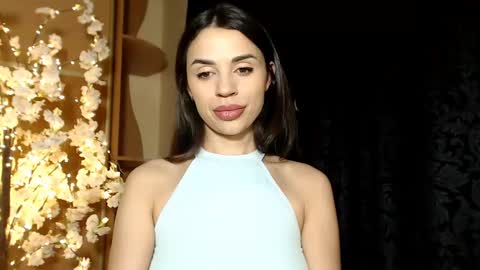 Mika online show from January 2, 2025, 10:48 am