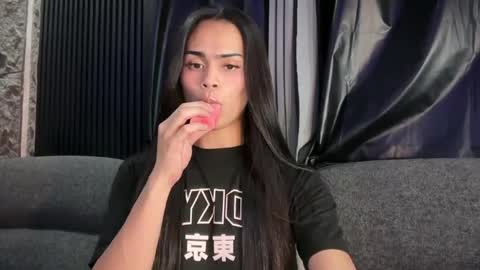 Snapshot of mika_pedersen chatting on June 26, 2026, 5:17 pm mika_pedersen online show from June 26, 2026, 5:17 pm