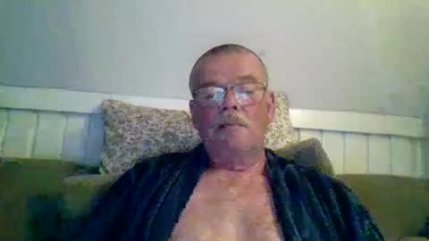 Snapshot of mikael42 chatting on May 10, 2026, 7:08 pm mikael42 online show from May 10, 2026, 7:08 pm