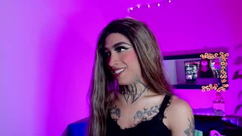 Snapshot of mikaelarangel chatting on November 30, 2025, 4:05 am mikaelarangel online show from November 30, 2025, 4:05 am