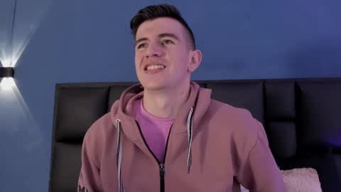 mikael online show from September 20, 2025, 4:02 am