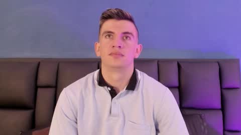 Snapshot of mikaelslow chatting on February 20, 2026, 3:47 am mikael online show from February 20, 2026, 3:47 am