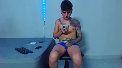 Mike IMDEPENDIENT MODEL online show from November 27, 2025, 2:02 am