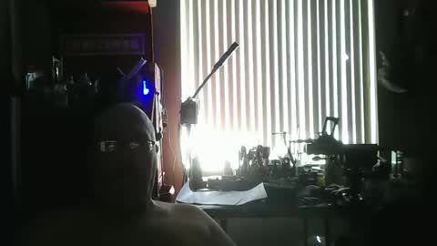 mike_allen4 online show from April 12, 2026, 6:02 pm