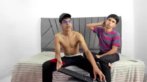 mike and adri online show from October 2, 2025, 8:49 pm