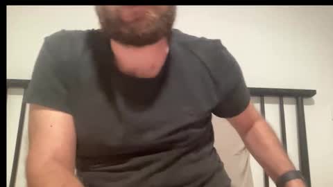 Snapshot of mike_berlin1 chatting on November 1, 2025, 8:55 pm MIke online show from November 1, 2025, 8:55 pm