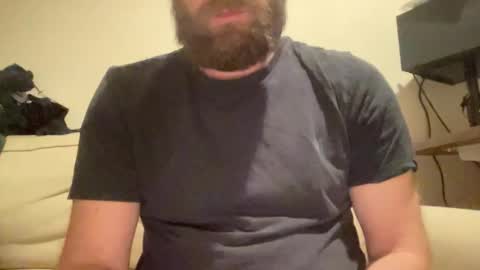 Snapshot of mike_berlin1 chatting on December 17, 2025, 10:16 pm MIke online show from December 17, 2025, 10:16 pm