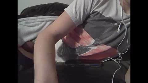 Snapshot of mike_davis44444 chatting on March 7, 2025, 8:13 am mike_davis44444 online show from March 7, 2025, 8:13 am