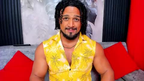 Snapshot of mike_estevess chatting on April 19, 2026, 10:36 am online show from April 19, 2026, 10:36 am