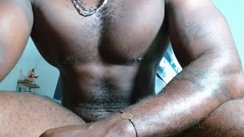Snapshot of mike_kingcum chatting on December 6, 2024, 1:07 am mike online show from December 6, 2024, 1:07 am