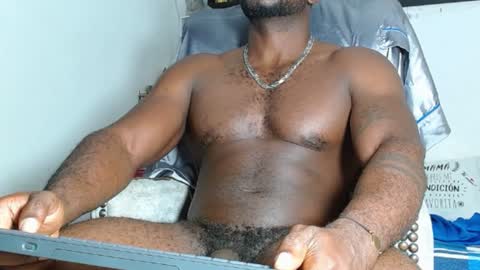 Snapshot of mike_kingcum chatting on February 2, 2025, 6:04 am mike online show from February 2, 2025, 6:04 am
