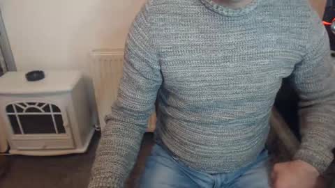 Snapshot of mike_master30 chatting on December 9, 2024, 10:11 am MikeMaster online show from December 9, 2024, 10:11 am