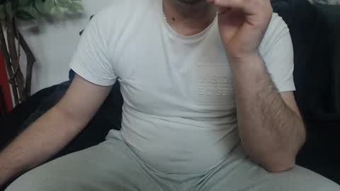 Snapshot of mike_master30 chatting on February 18, 2025, 8:38 am MikeMaster online show from February 18, 2025, 8:38 am