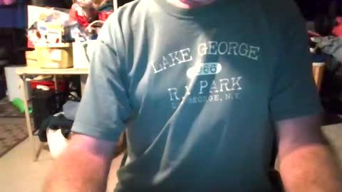 Snapshot of mikeb3200 chatting on September 28, 2025, 2:17 am mikeb3200 online show from September 28, 2025, 2:17 am