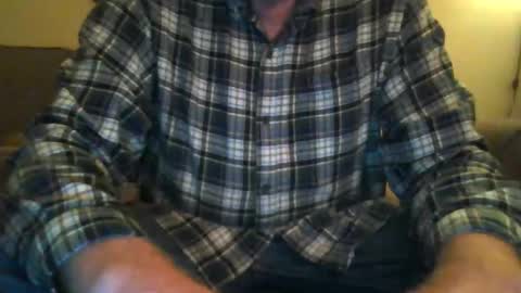 mikeb3200 online show from April 26, 2026, 3:48 am
